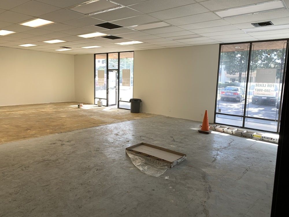 Sequoia Plaza: 1951 Sequoia Ave, Simi Valley, CA 93063